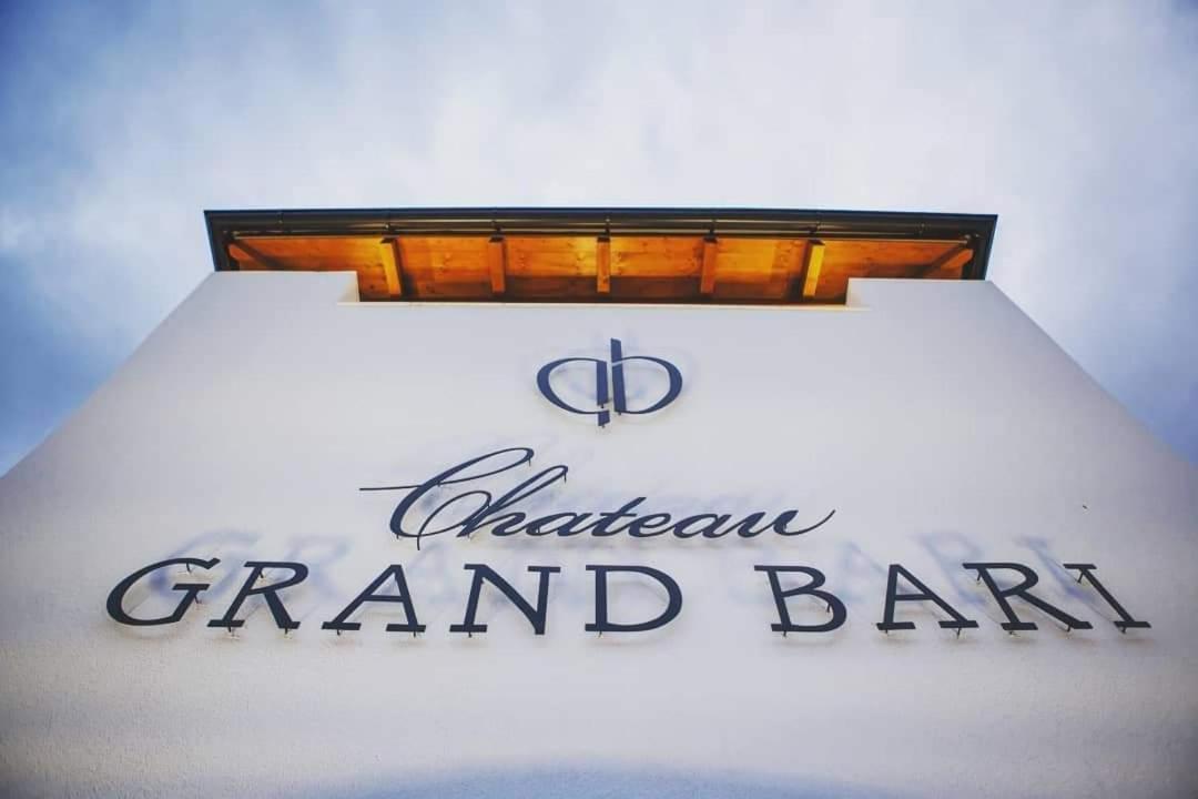 Hotel Chateau GRAND BARI à Bara Extérieur photo